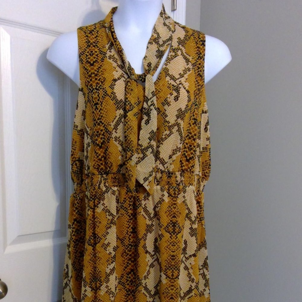 Plus Size Snake Skin Sleevless Dress